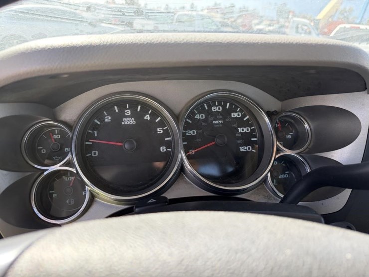 2007-chevrolet-silverado-2500-image-16