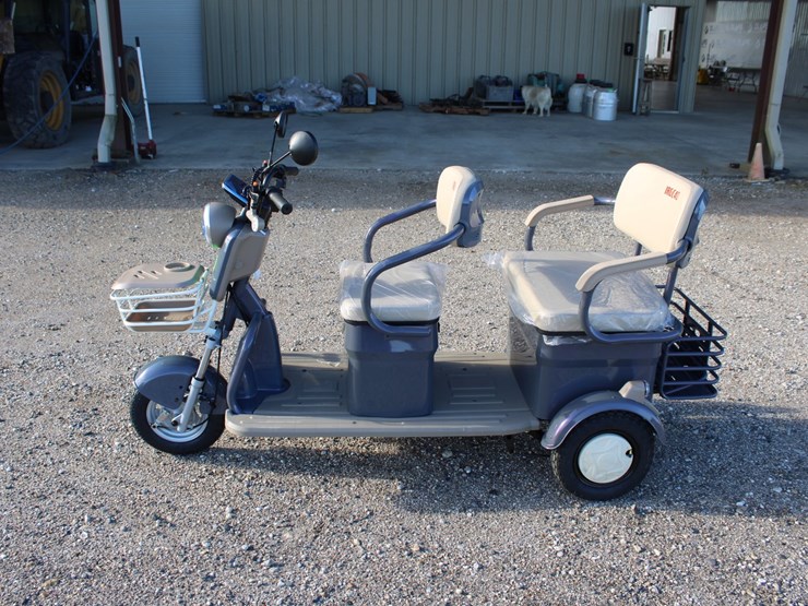 #2310-•-2026-sdlanch-3-wheel-electric-cart---irgc40-image-1