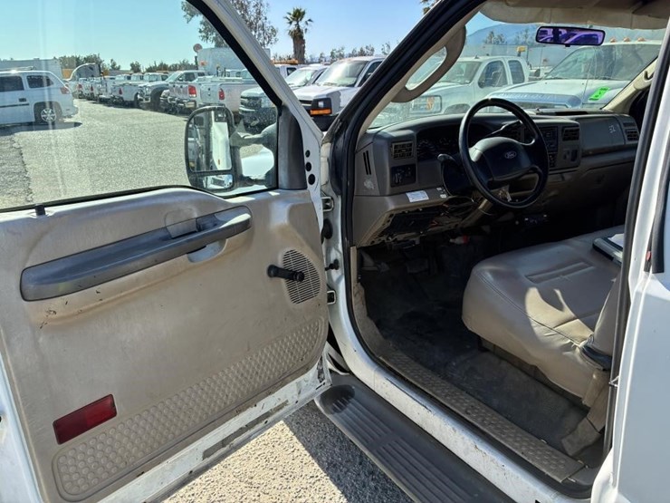2004-ford-f250-sd-image-15