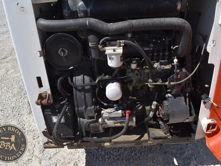 2007-bobcat-s250-image-31