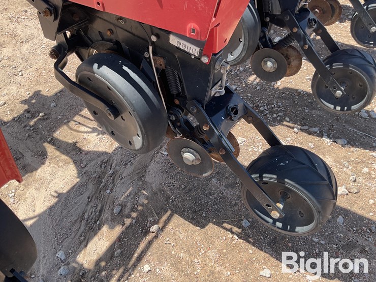 case-ih-1200-image-19