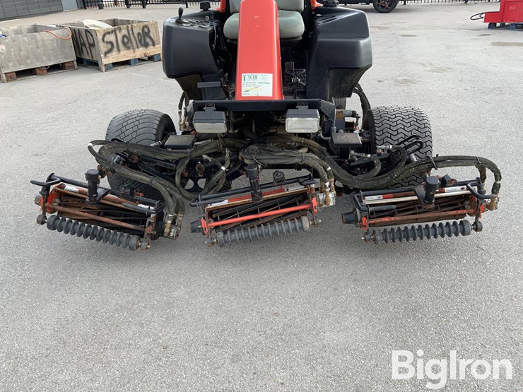 massey-ferguson-730-image-9
