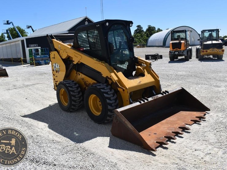 2021-caterpillar-262d3-image-20