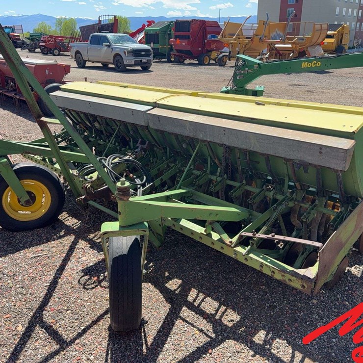 JOHN DEERE 11