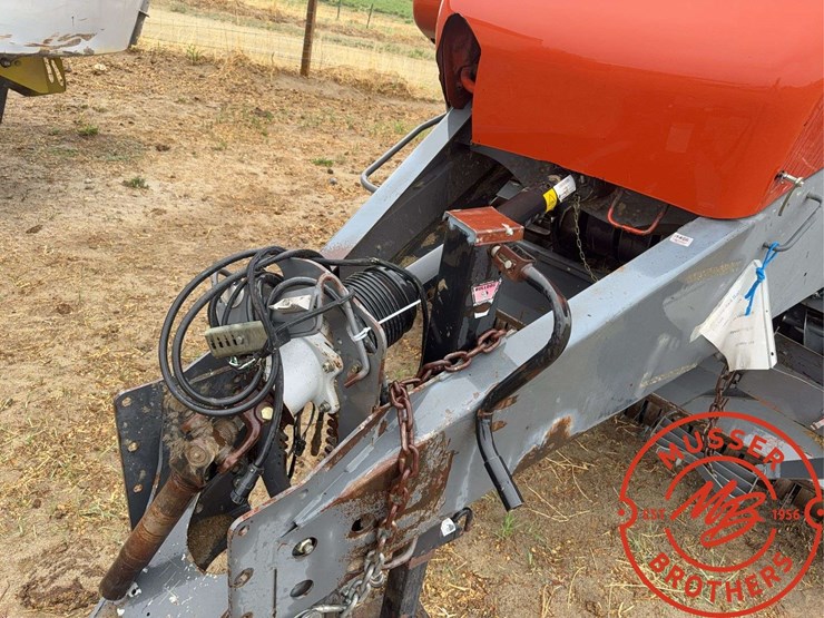 2009-massey-ferguson-2190-image-11