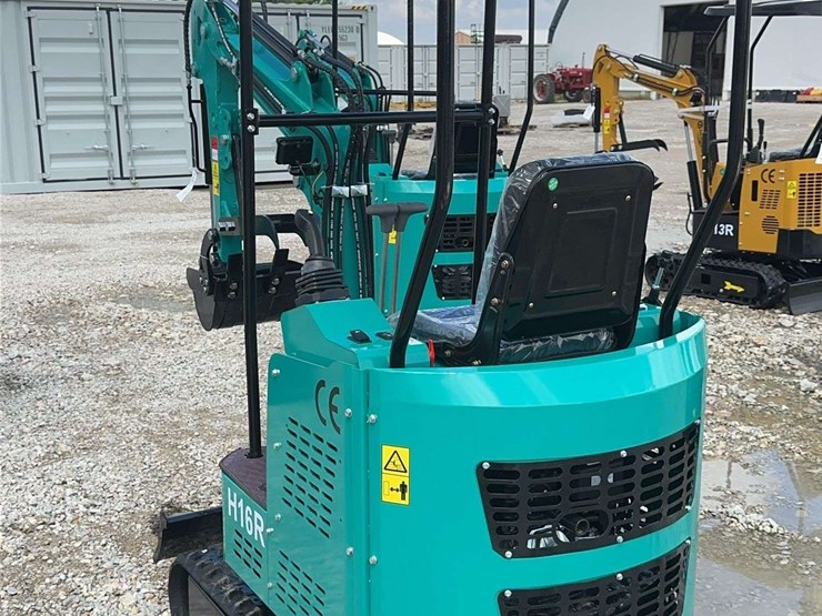 cfg-industrial-h16r-mini-excavator-image-7