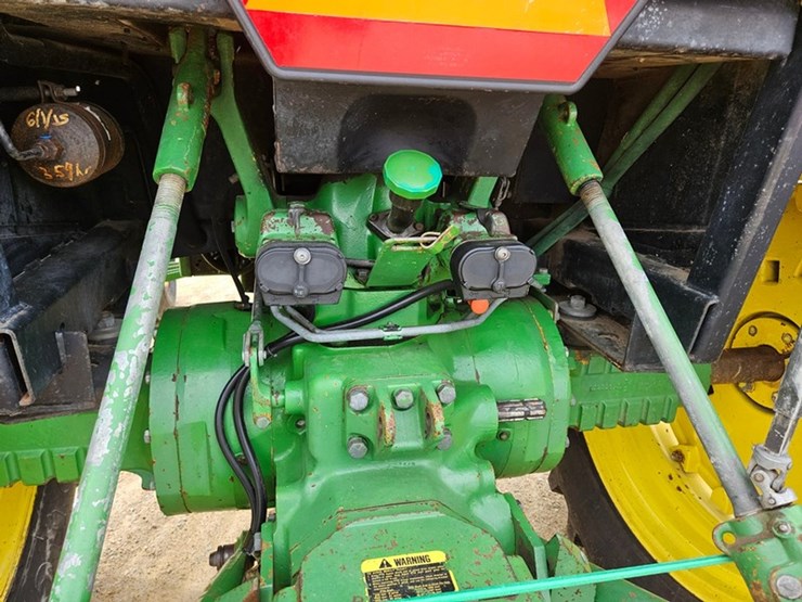 john-deere-2950-image-17
