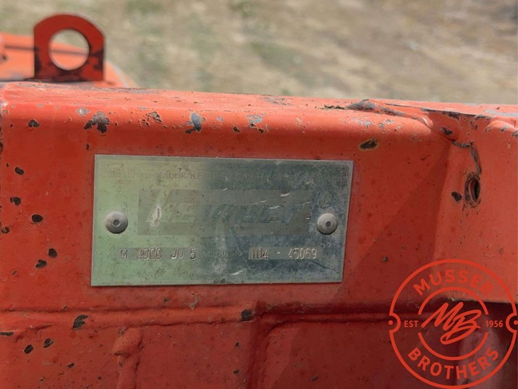 john-deere-5820-image-13