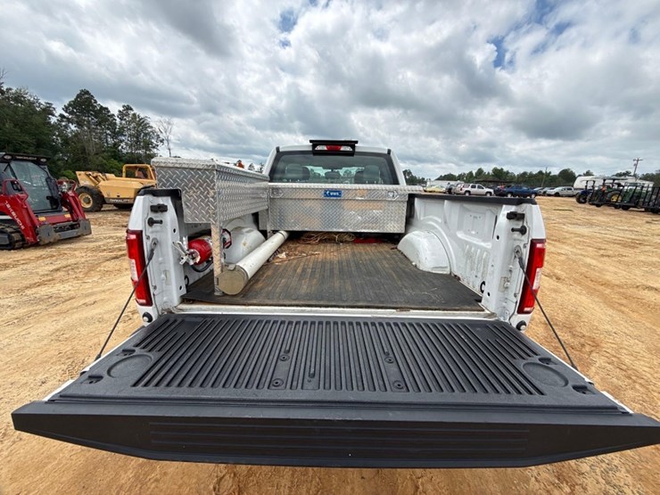 2019-ford-f150-image-6