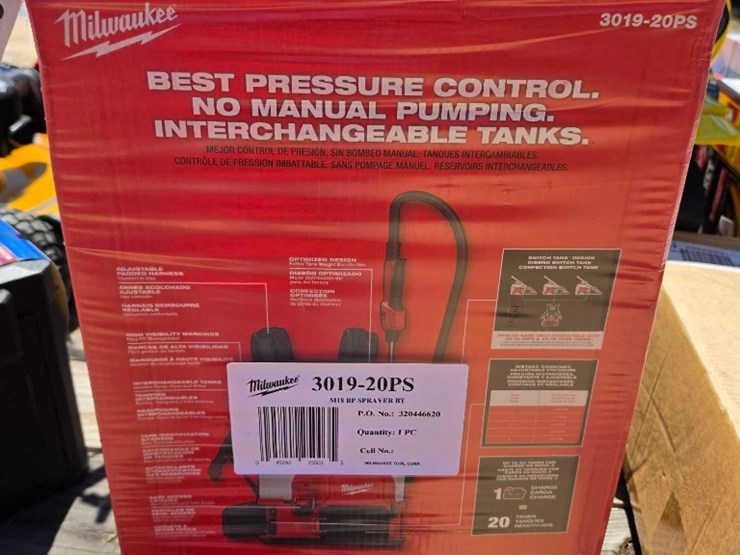 2214---milwaukee-m18-4---gallon-sprayer-image-3