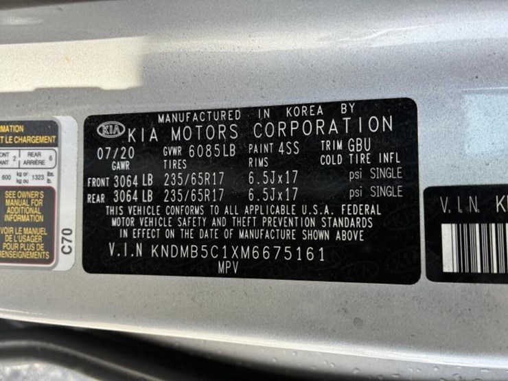 2021-kia-sedona-image-19