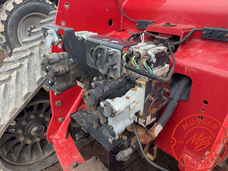 2014-case-ih-550-image-77