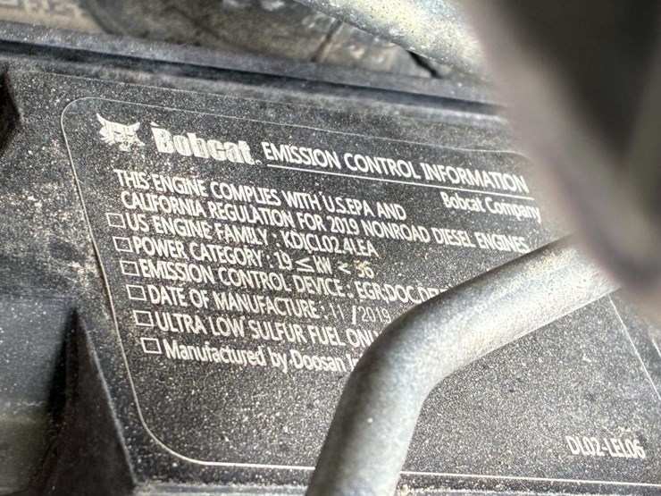 2020-bobcat-t590-image-24