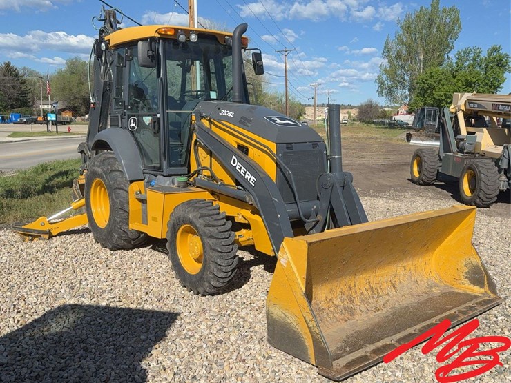 2023-deere-310sl-image-2