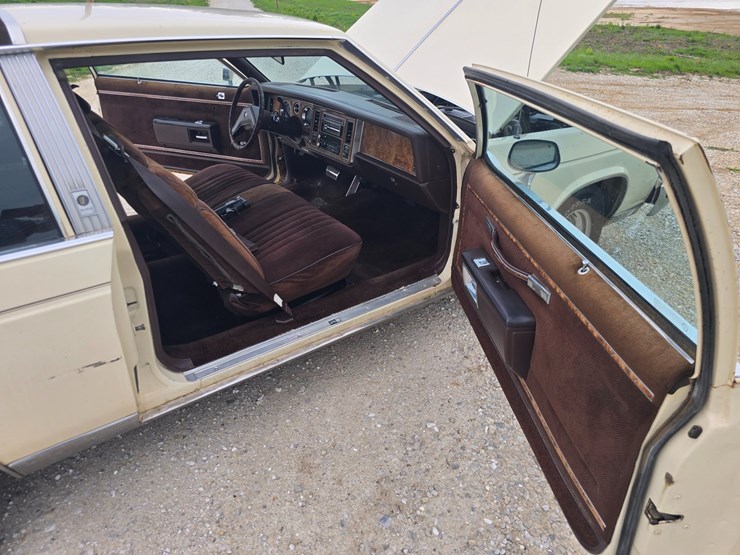 #24004-•-1984-buick-lesabre-passenger-car-image-64