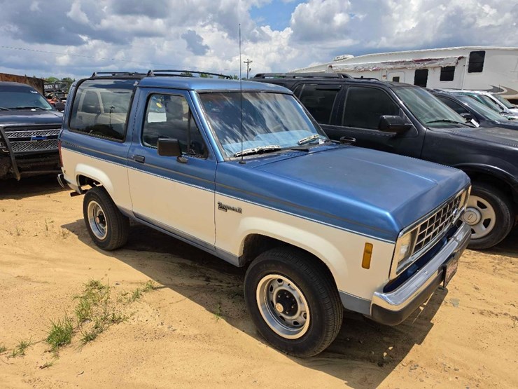 1988-ford-bronco-image-4