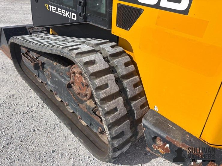 2022-jcb-3ts-8t-image-12
