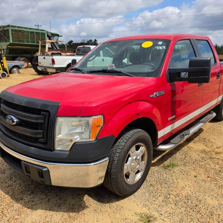 2013 FORD F150