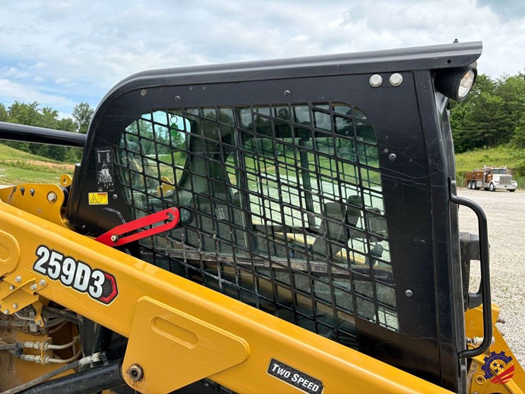 2022-caterpillar-259d3-image-77