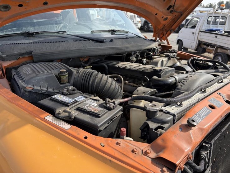 2001-dodge-ram-3500-image-8