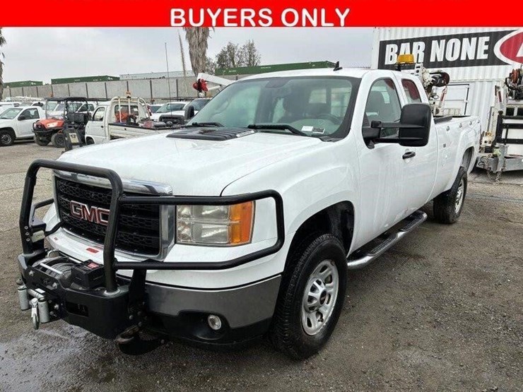 2012-gmc-3500hd-image-1