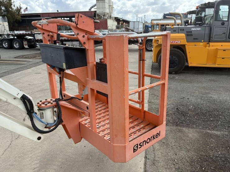 2016-snorkel-a46jrt-image-11