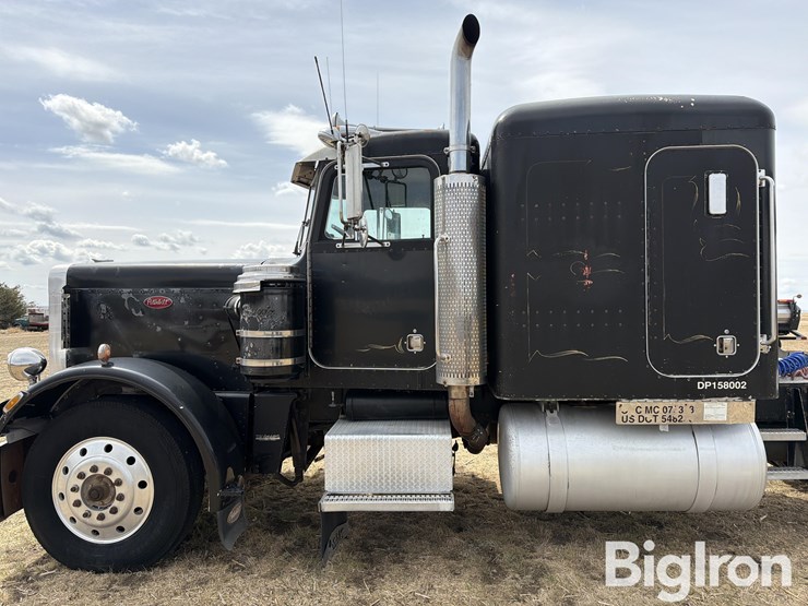 1983-peterbilt-359-image-9