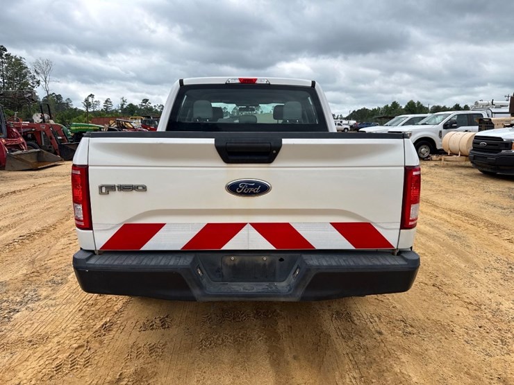 2017-ford-f150-image-5