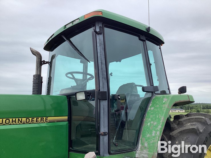 1993-john-deere-7700-image-9