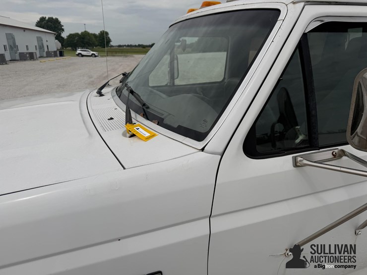 1996-ford-f350-xlt-image-16