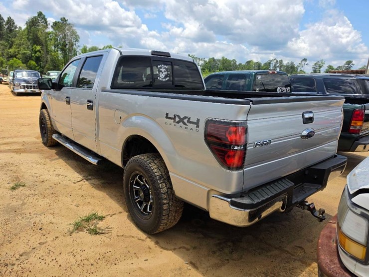 2014-ford-f150-xlt-image-2