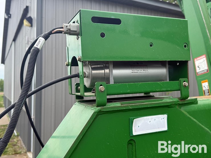 2013-john-deere-1790-ccs-image-14