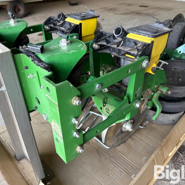 John Deere Planter Row Unit