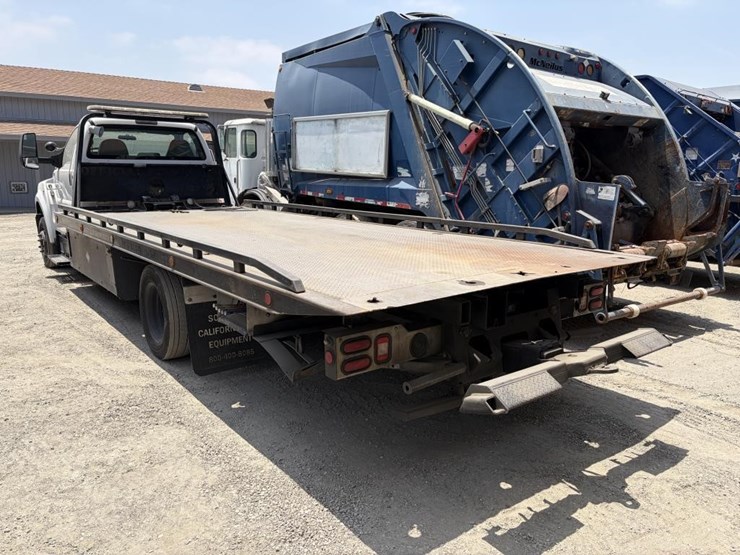 2016-ford-f650-image-4