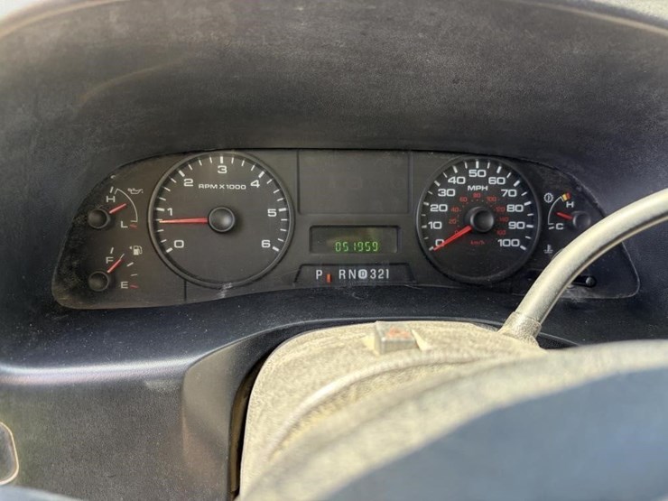 2007-ford-f350-image-16
