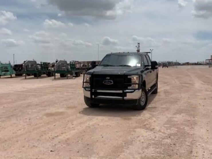 2019-ford-f250-image-1