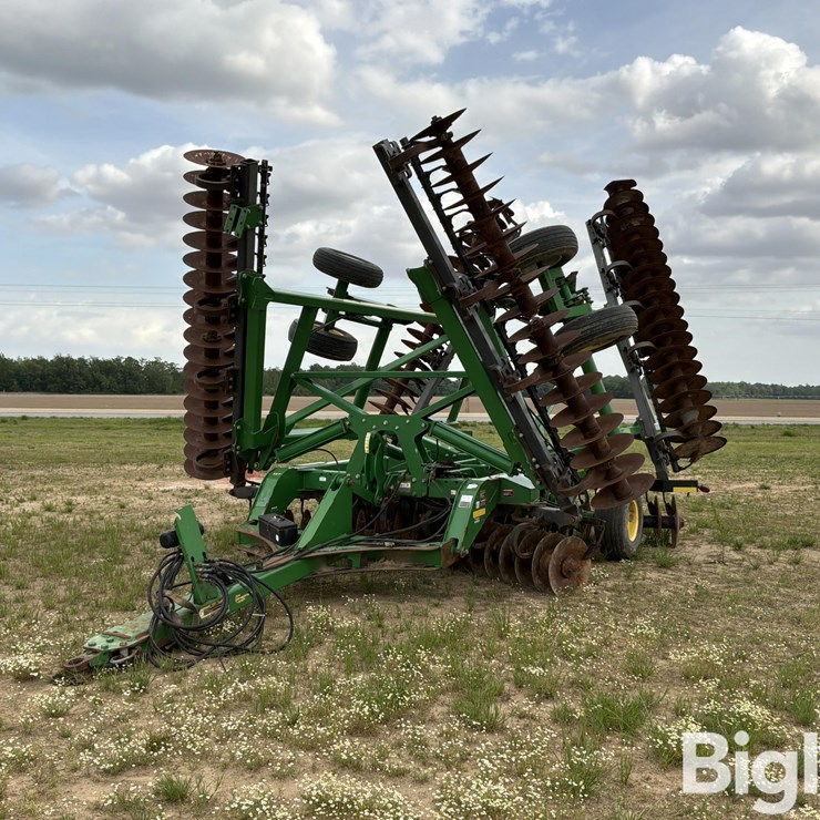 2014 JOHN DEERE 2620