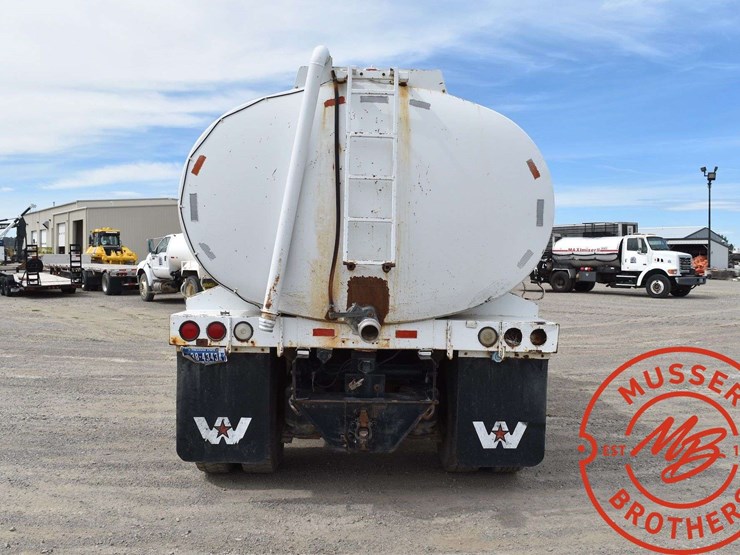 1992-western-star-3864s-image-7