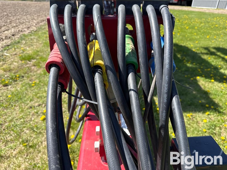 2020-case-ih-475-image-13