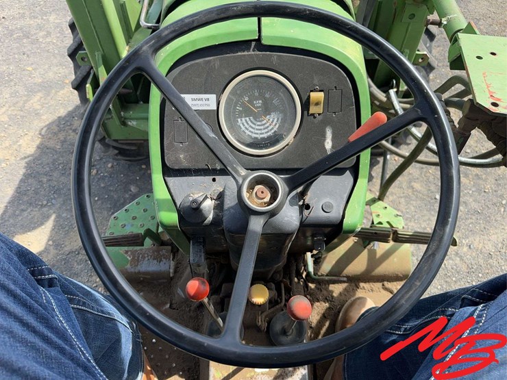 1984-john-deere-2750-image-31
