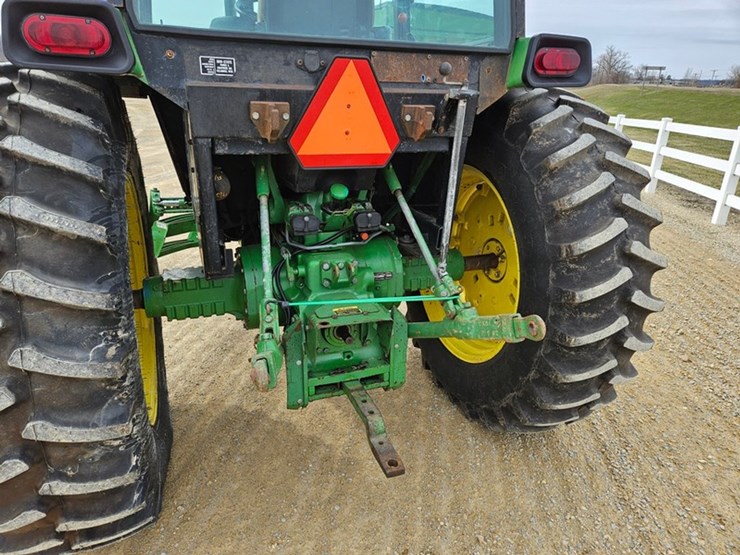 john-deere-2950-image-18