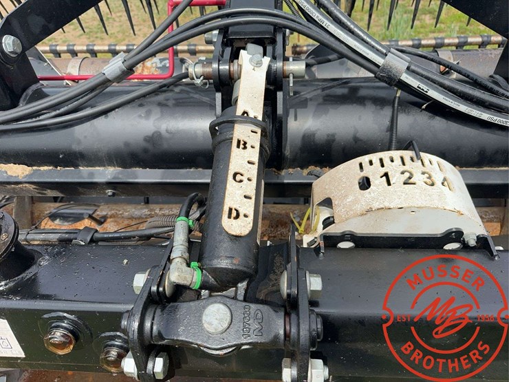 2020-mac-don-fd145-image-31