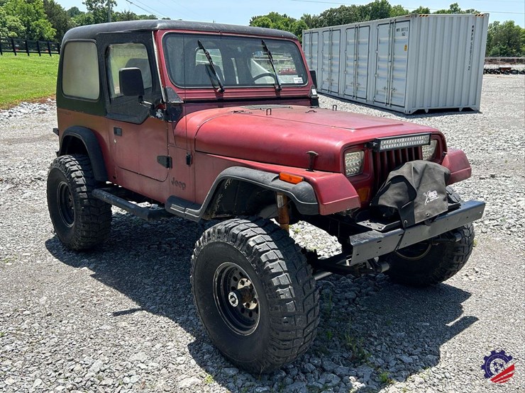 1994-jeep-wrangler-image-46
