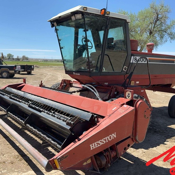HESSTON 8400