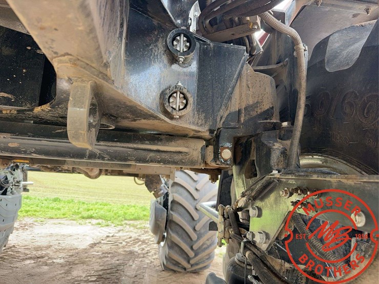 2023-case-ih-4450-image-11