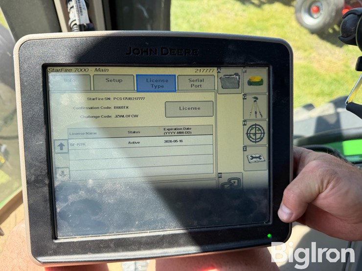 john-deere-7000-image-12