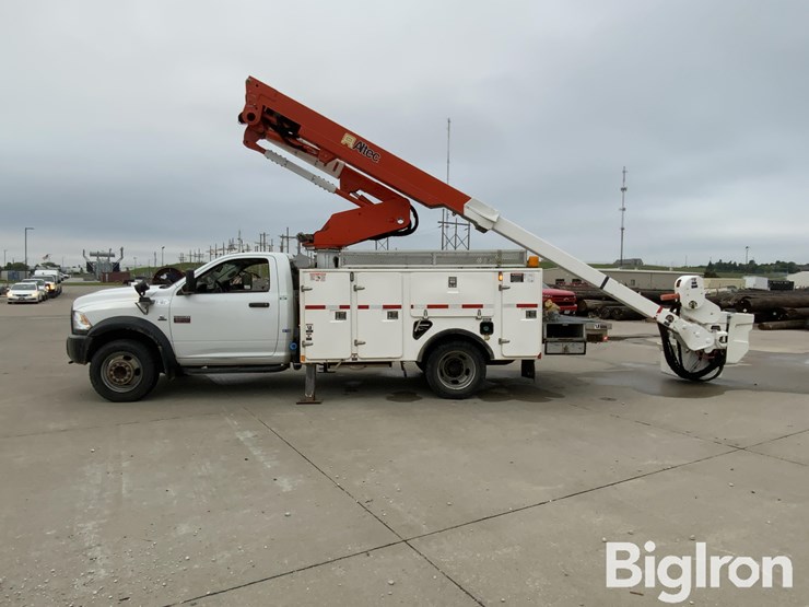 2012-dodge-ram-5500-image-8