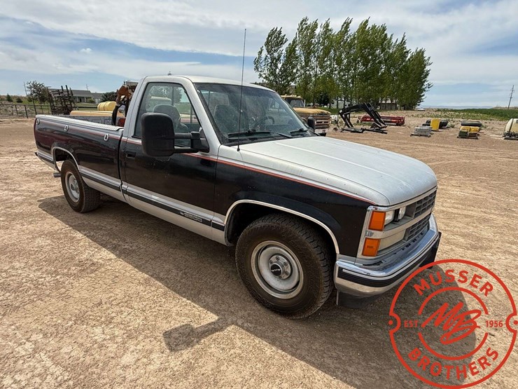 1989-chevrolet-2500-image-1