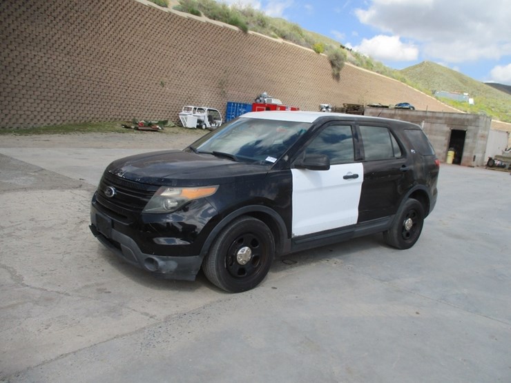 2014-ford-explorer-image-1