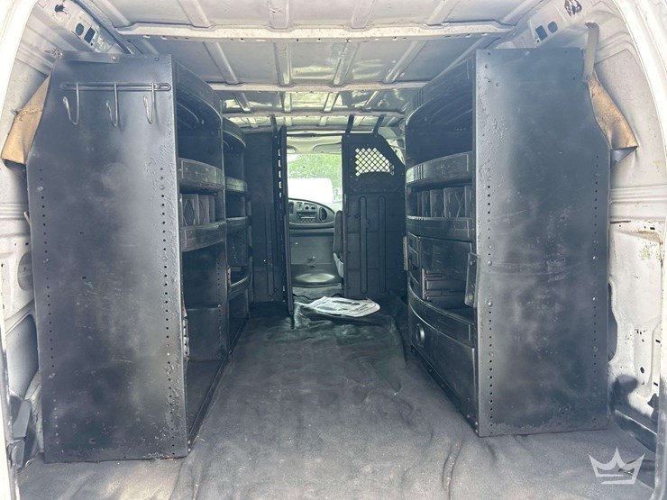 2007-ford-cargo-image-25